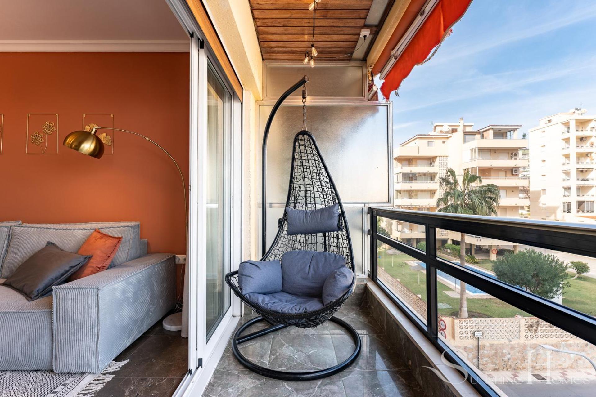 First Line , Cosy And Comfortable + Swimming Pool Torremolinos Ngoại thất bức ảnh